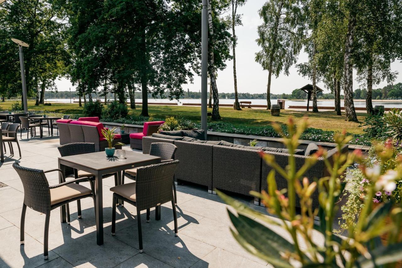 Seehotel Am Tankumsee Isenbuettel ภายนอก รูปภาพ
