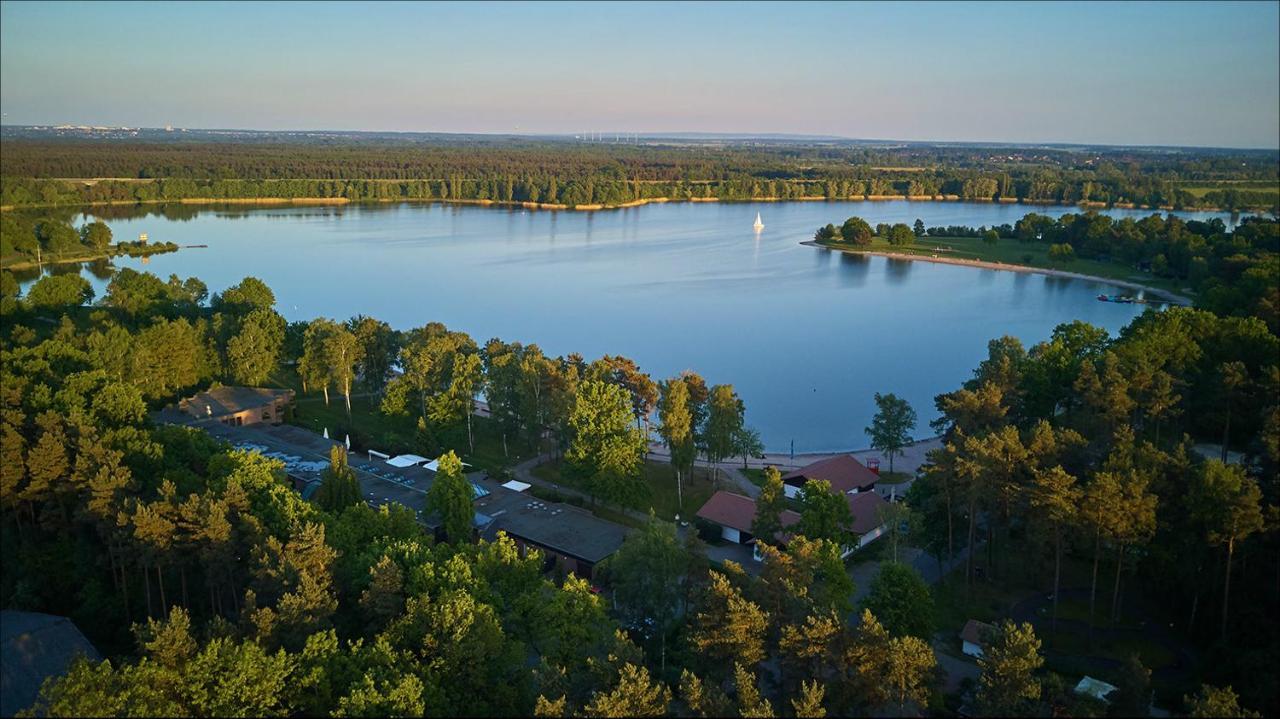 Seehotel Am Tankumsee Isenbuettel ภายนอก รูปภาพ