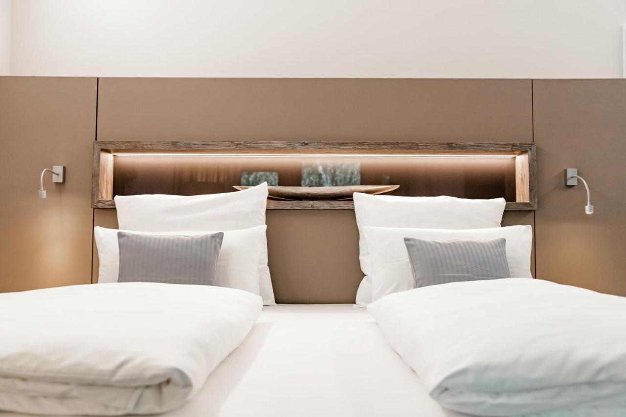 Seehotel Am Tankumsee Isenbuettel ภายนอก รูปภาพ